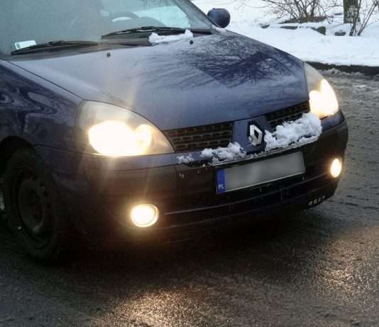 Czy właściwie używamy świateł przeciwmgłowych? Czy właściwie używamy świateł przeciwmgłowych? 2