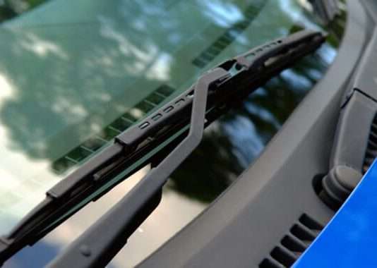 Jak dobrać i kiedy wymienić wycieraczki w samochodzie? Jak dobrać i kiedy wymienić wycieraczki w samochodzie? 2