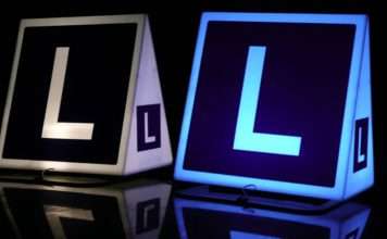 Pojazd OSK na egzaminie państwowym – kat. B 2