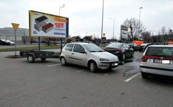 Dlaczego kierowcy nie parkują kulturalnie?